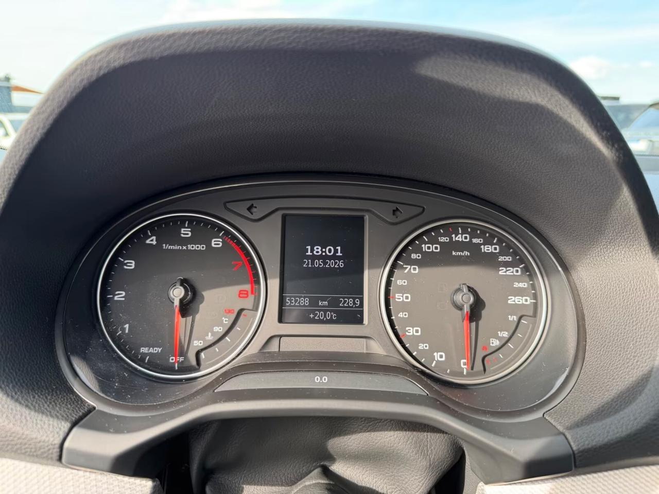 Audi Q2 30 TFSI Admired