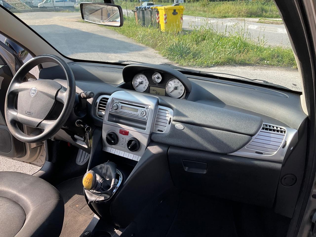 Lancia Ypsilon 1.2 69 CV Elle