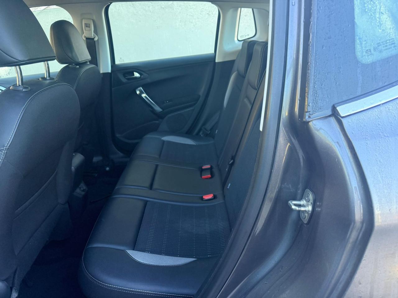 Peugeot 2008 PureTech 82CV Allure