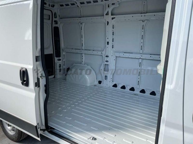 FIAT Ducato Ducato Series 2 Stock My25 Furgone Lastrato 33q Mh2 140cv 2.2 Multijet 3