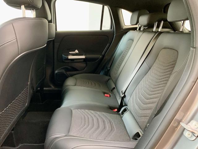 Mercedes-Benz GLA 200 GLA 200d Sport Plus auto