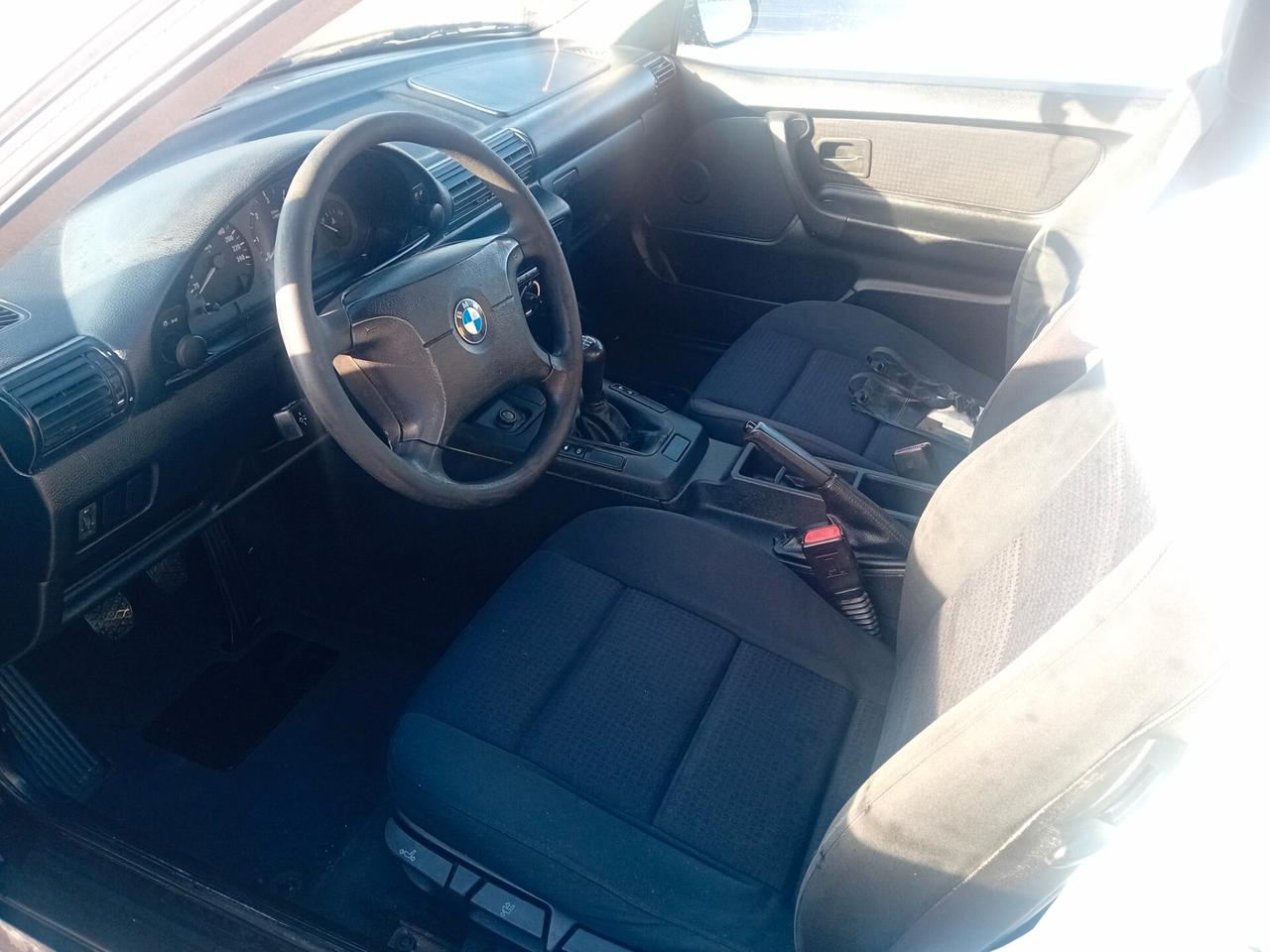 Bmw 318 318tds turbodiesel cat Compact Carving