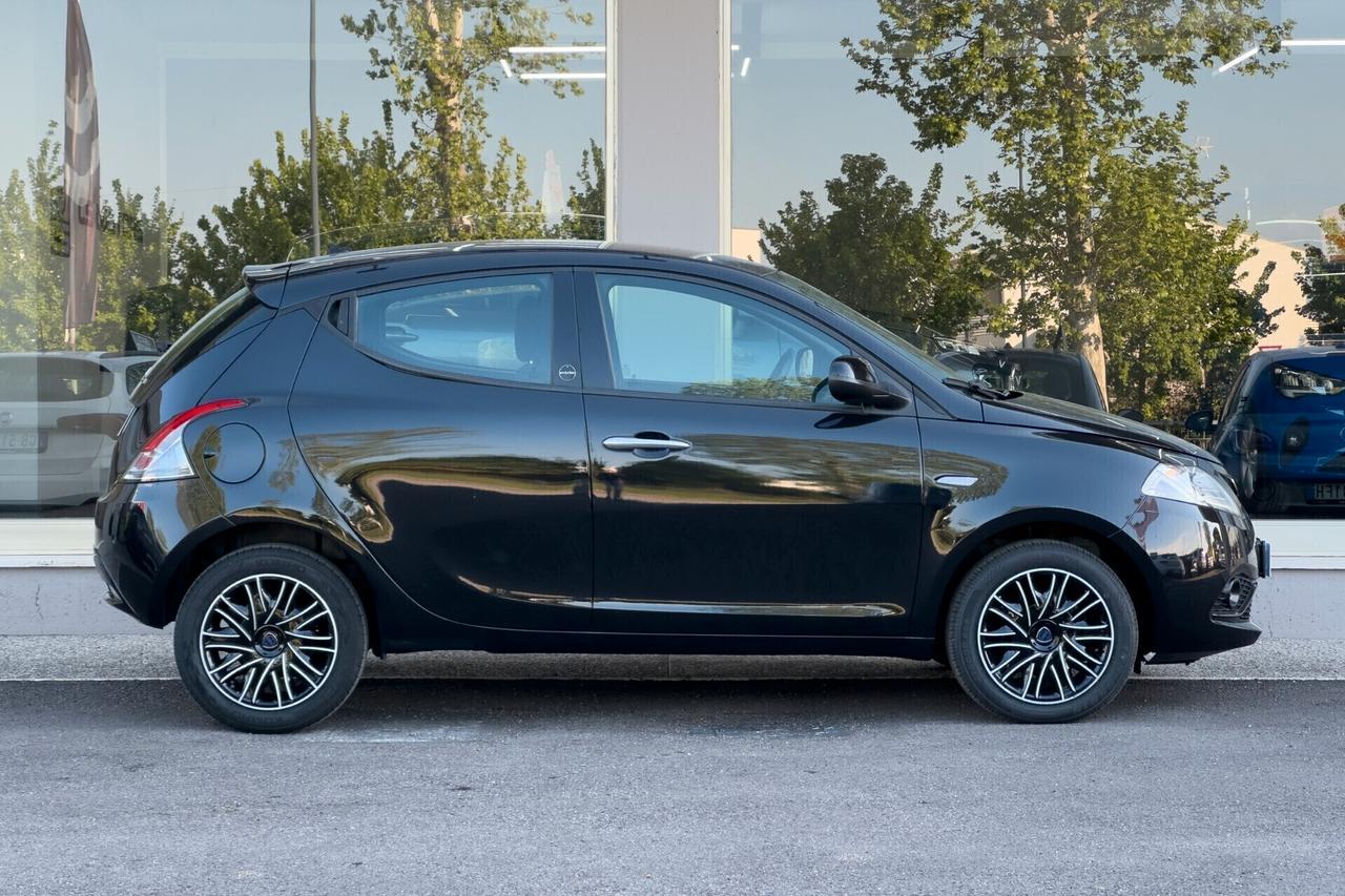Lancia Ypsilon BENZINA Hybrid Ecochic