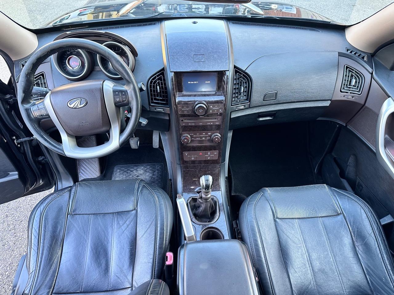 Mahindra XUV500 2.2 16V AWD W8