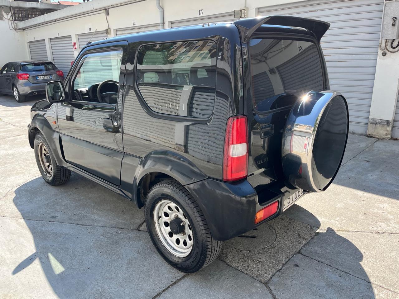 Suzuki Jimny 1.3i 16V cat 4WD JLX