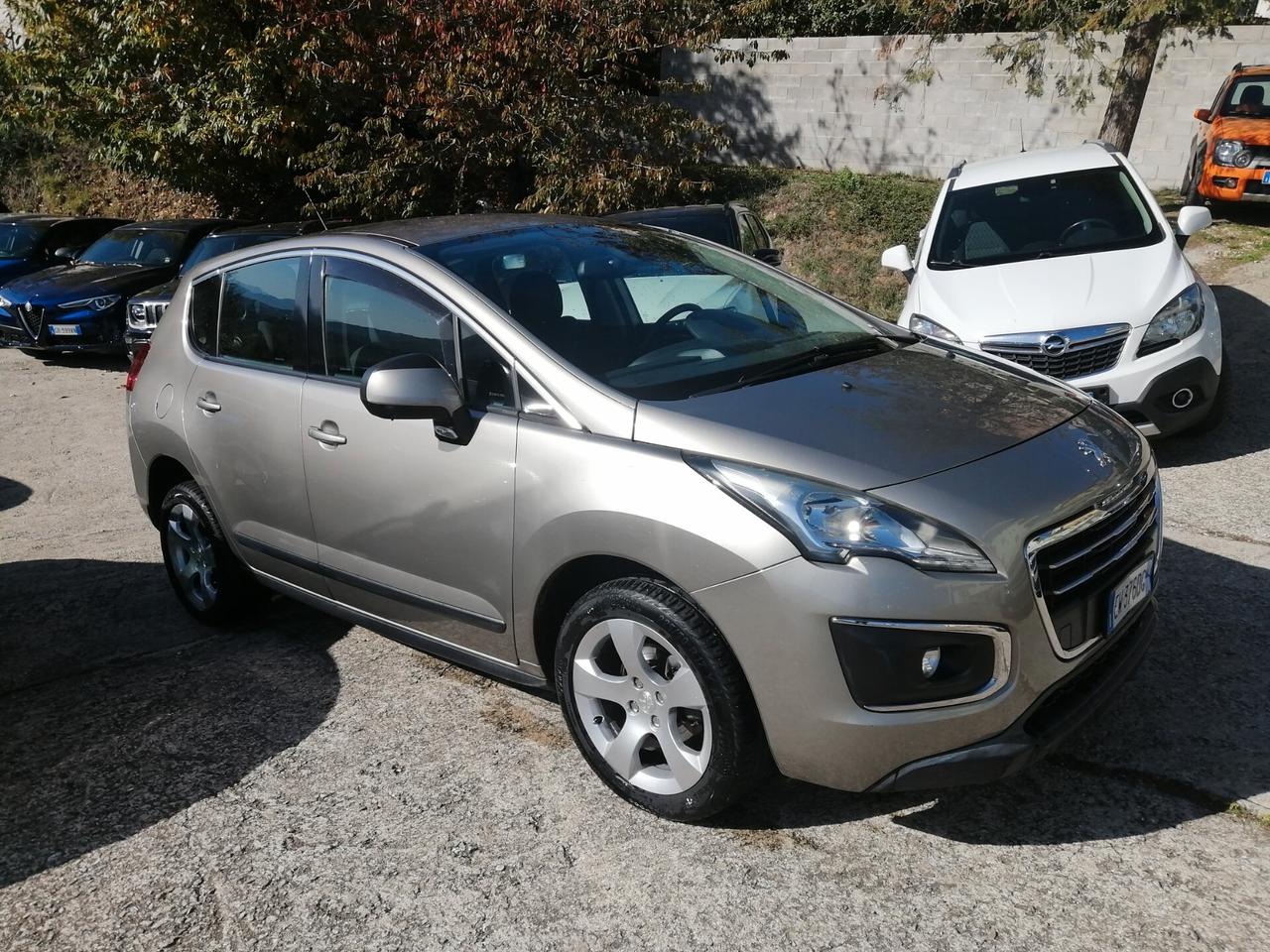 Peugeot 3008 1.6 HDi 115CV Allure