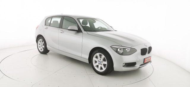 BMW 120 d 5p. Unique - CAMBIO AUTOMATICO