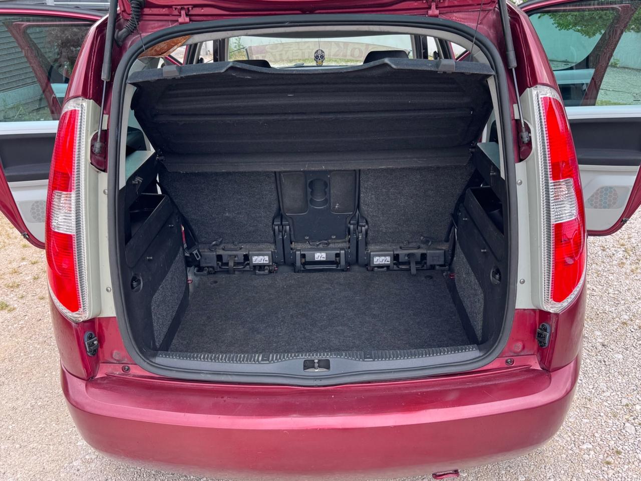 Skoda Roomster 1.2 Benzina GPL 64cv - Neopatentati