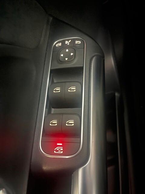 Mercedes-benz B 180 Automatic Premium