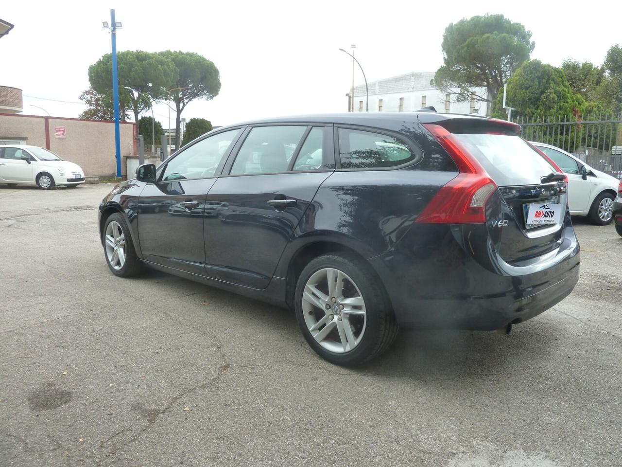 Volvo V60 D3 Geartronic Summum EURO 6