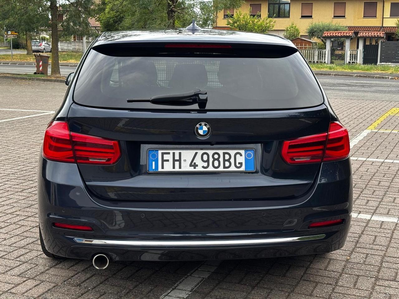 Bmw 318 318d Touring Luxury..CELL 320 147 1147 WUATSAPP