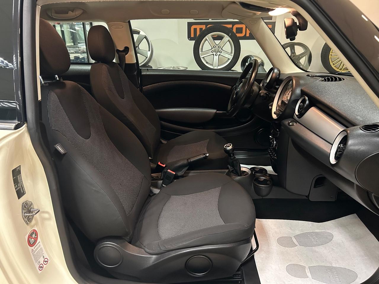 Mini One - 2012 1.6 16V 75cv 137.000 KM NEOPATENTATI