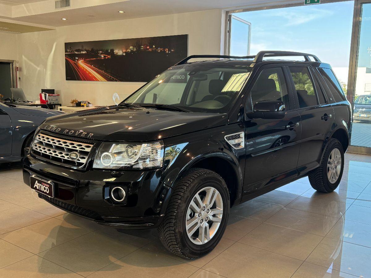 LAND ROVER Freelander 2.2 TD4 SE Black Edition