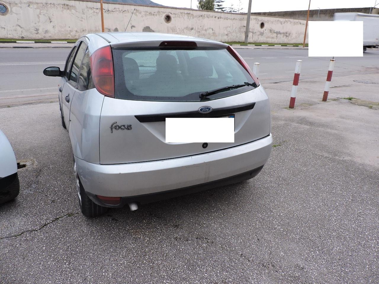 Ford Focus 1.8 TDDi cat 5p. Ghia