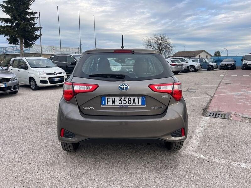 Toyota Yaris 1.5 Hybrid 5 porte Business