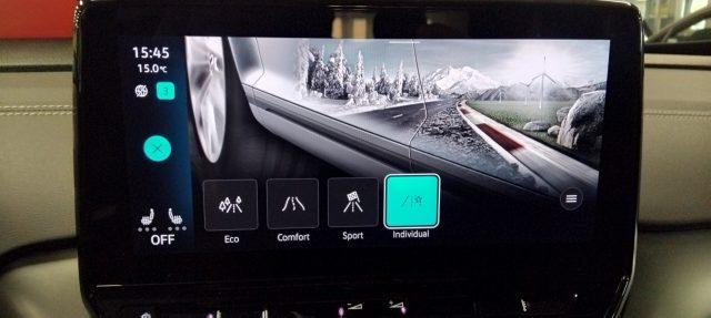 VOLKSWAGEN ID.4 Pro Performance 20" PELLE