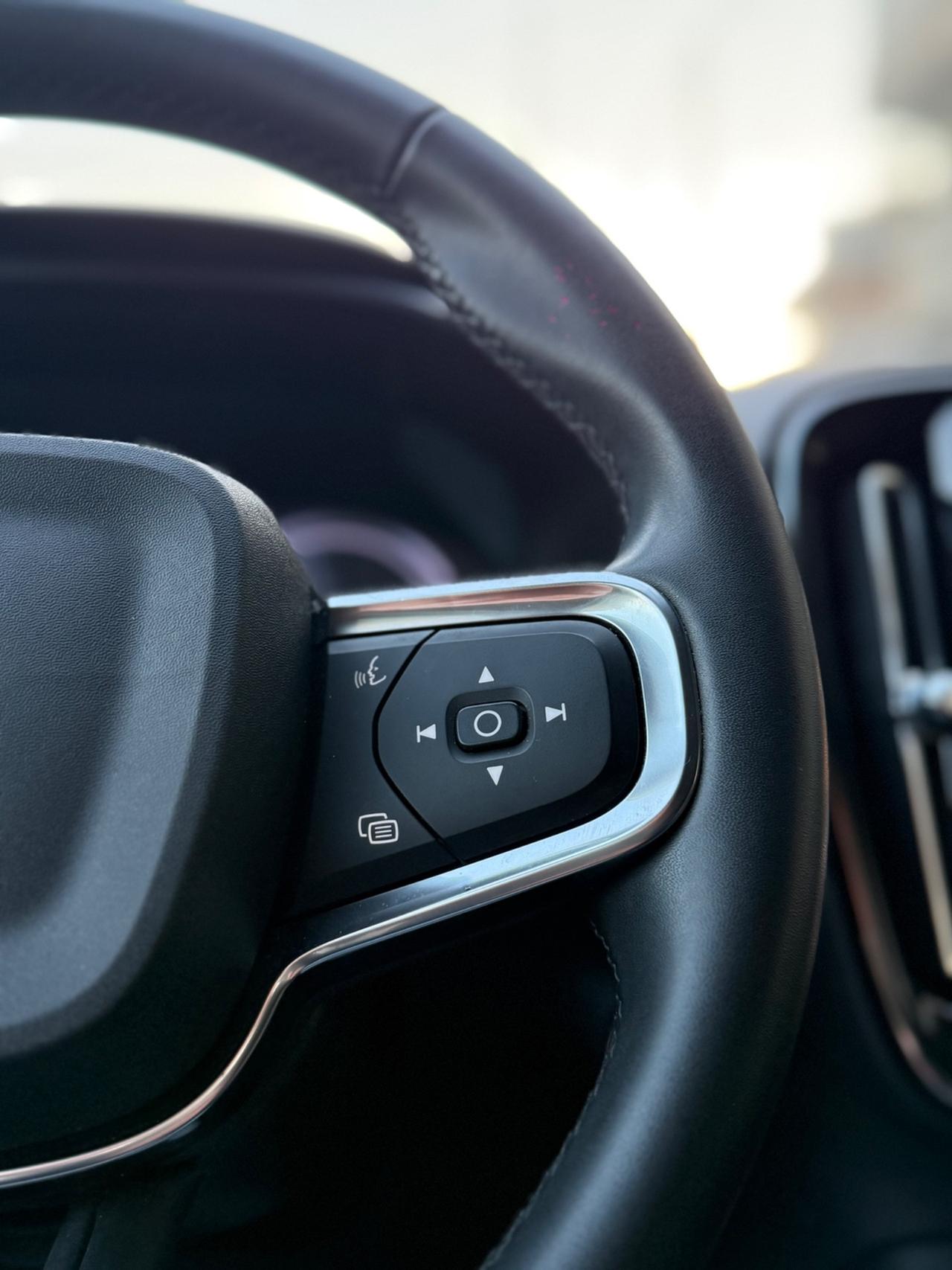 Volvo XC40 T4 Recharge Plug-in Hybrid Inscription 2022