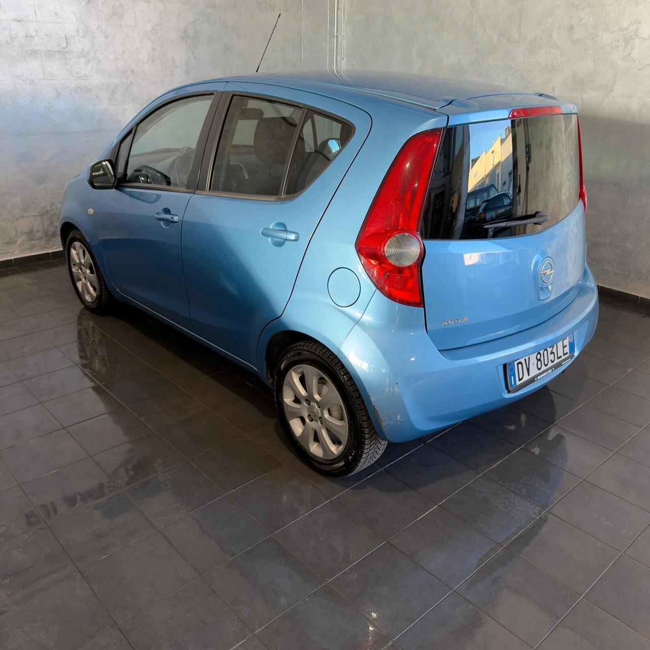 Opel Agila 1.2 16V 86CV automatica NEOPATENTATI