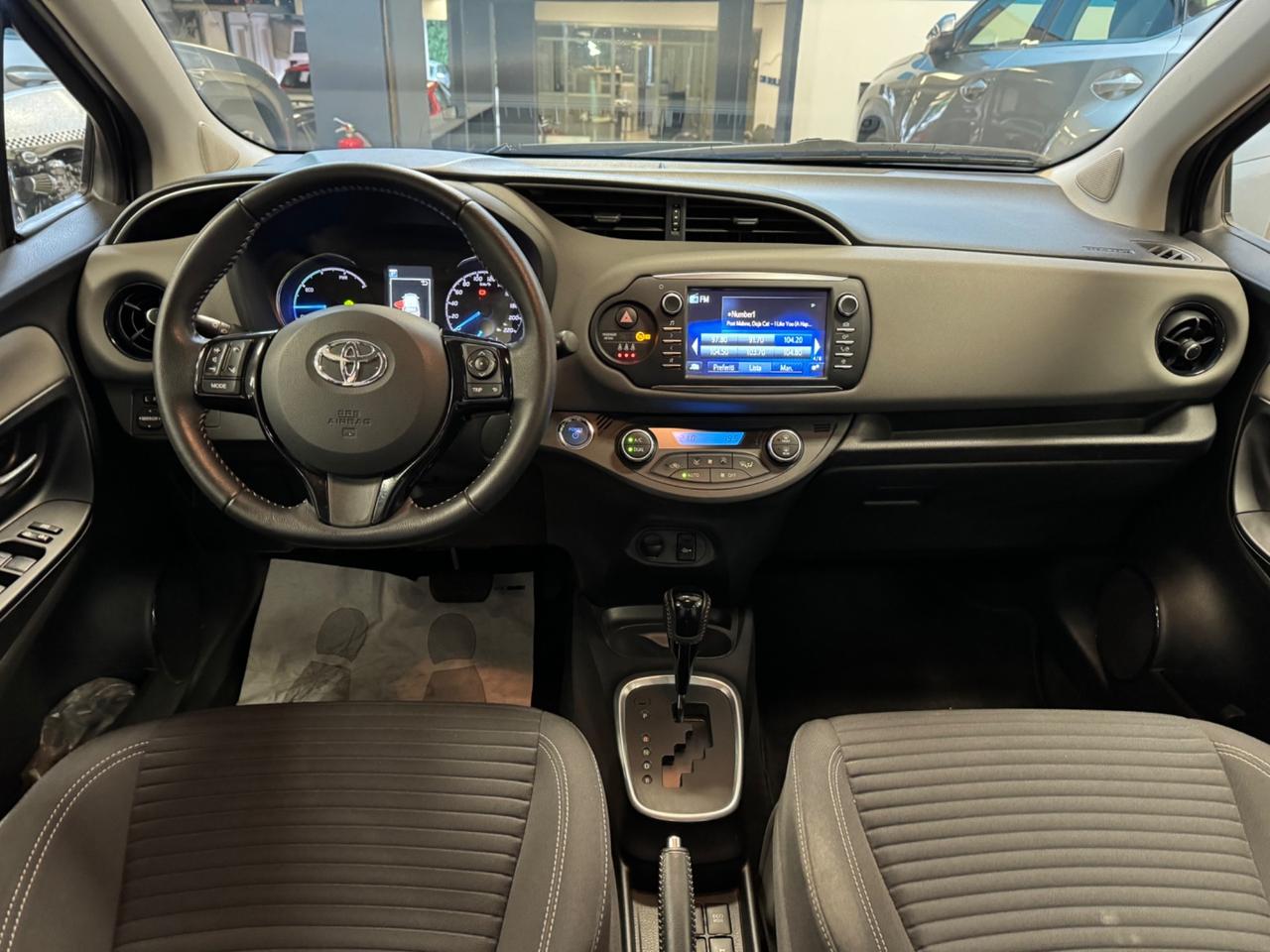 Toyota Yaris 1.5 Hybrid 5 porte Active