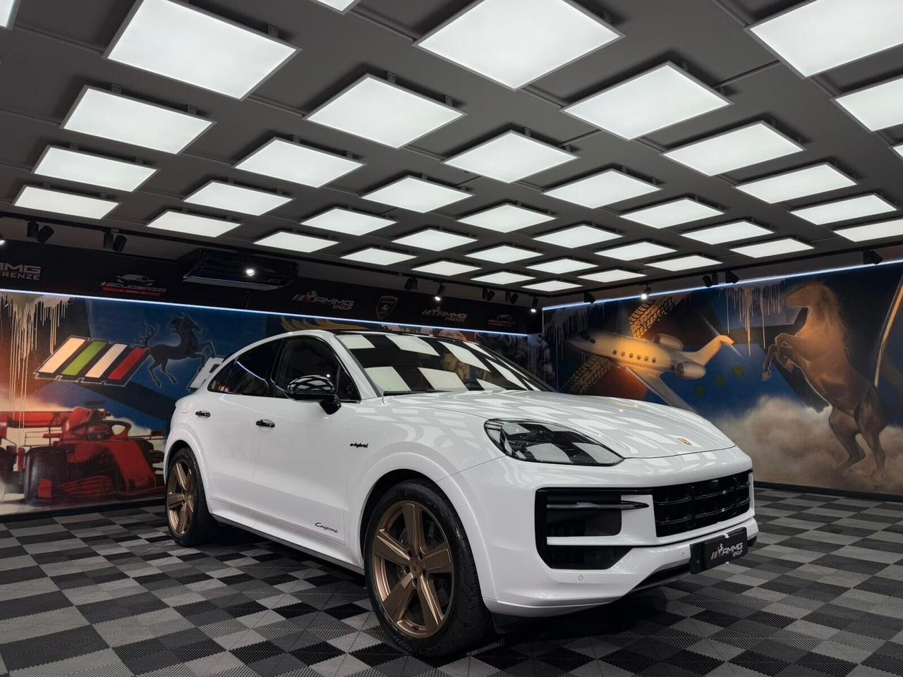 Porsche Cayenne Coupé 3.0 V6 E-Hybrid (333)