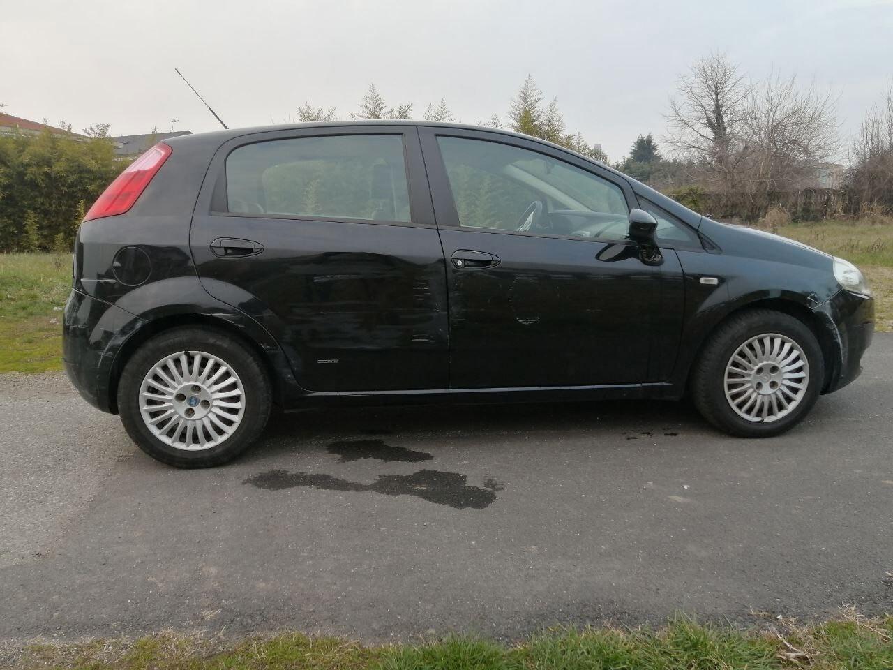 Fiat Grande Punto 1.3 MJT 75 CV 5 porte Dynamic