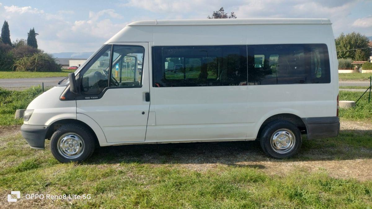 FORD - Transit; TRASPORTO DISABILI