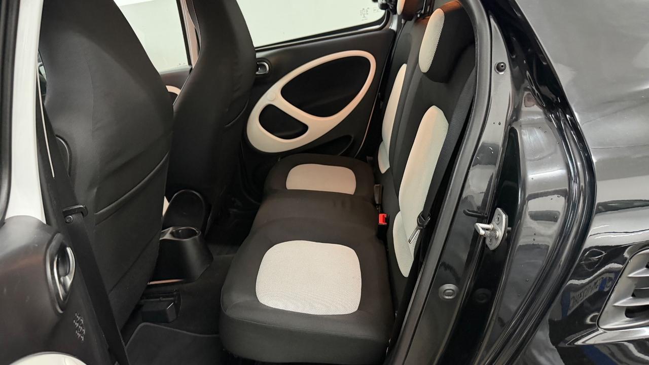 Smart ForFour 70 1.0 Prime 2015