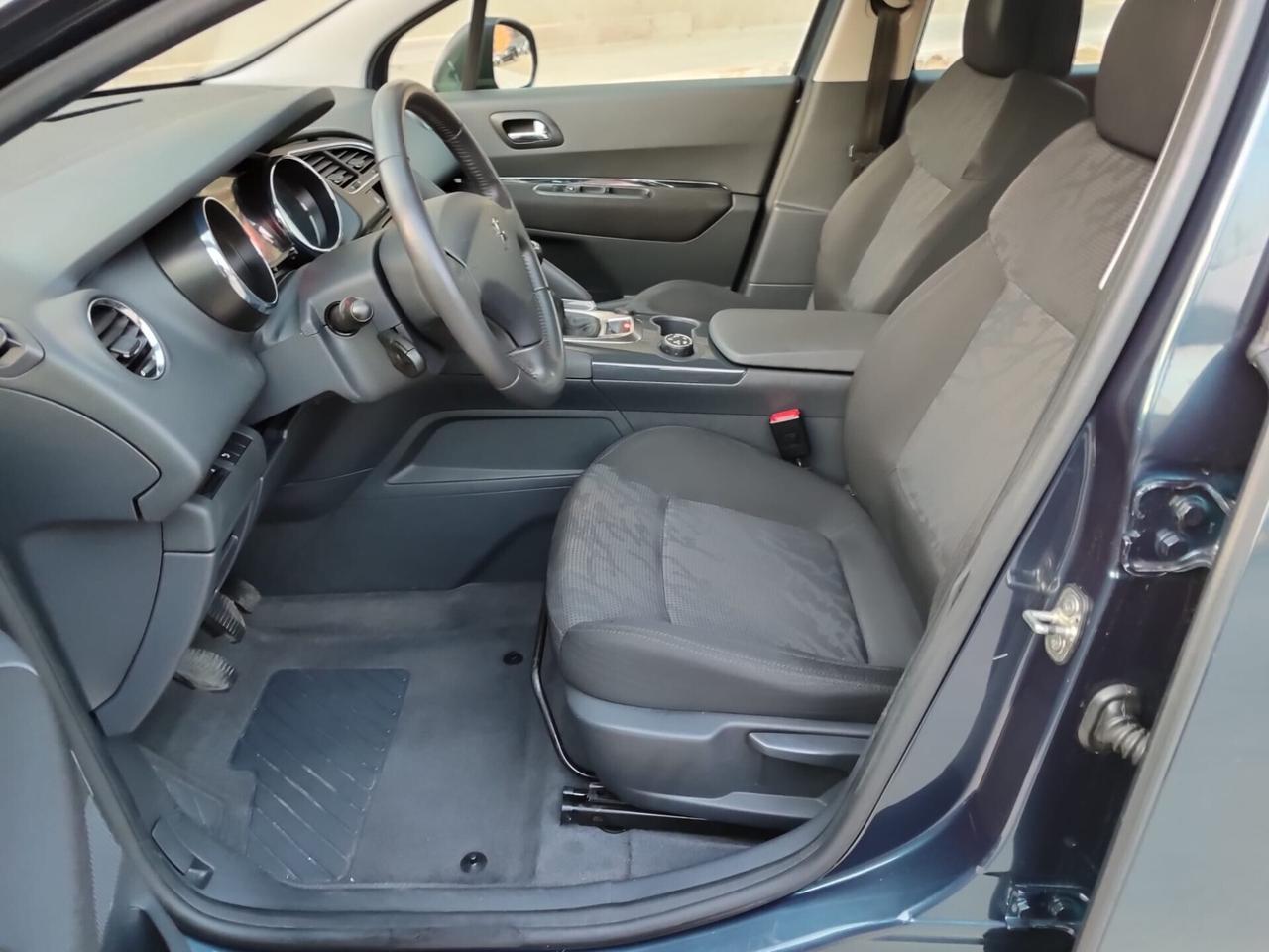 Peugeot 3008 1.6 HDi 112CV Active 2012!!