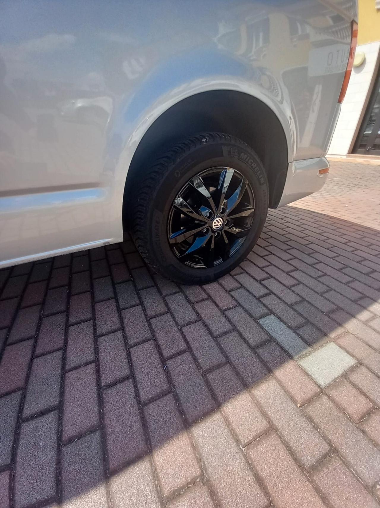 Volkswagen Transporter 2.0 TDI 150CV DSG PC Kombi