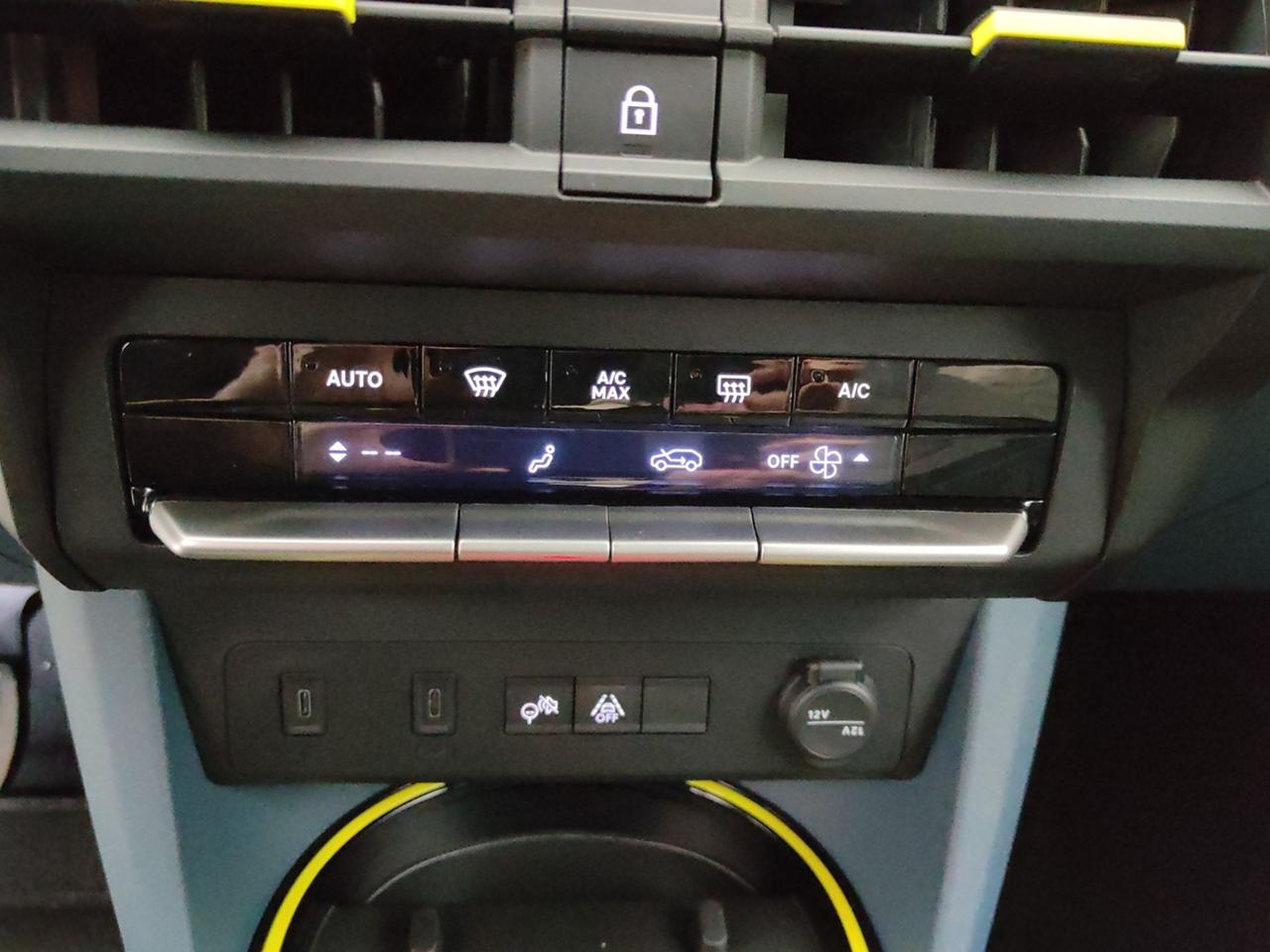 FIAT Grande Panda 1.2 HYBRID 110CV LA PRIMA