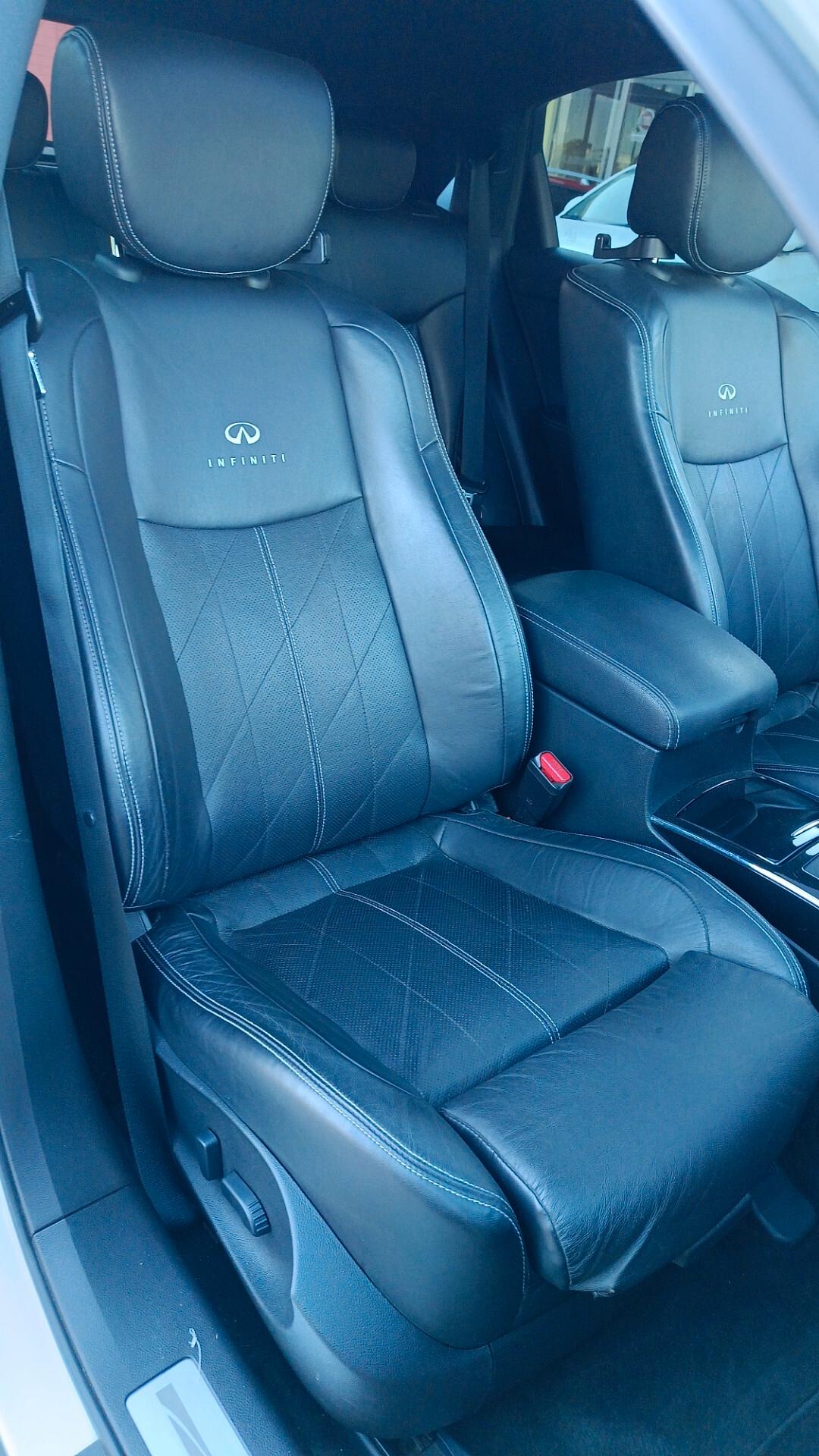 Infiniti FX FX30d S Premium