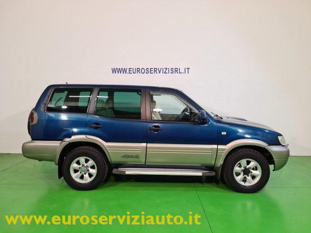 NISSAN Terrano II 2.7 Tdi 3 porte Luxury