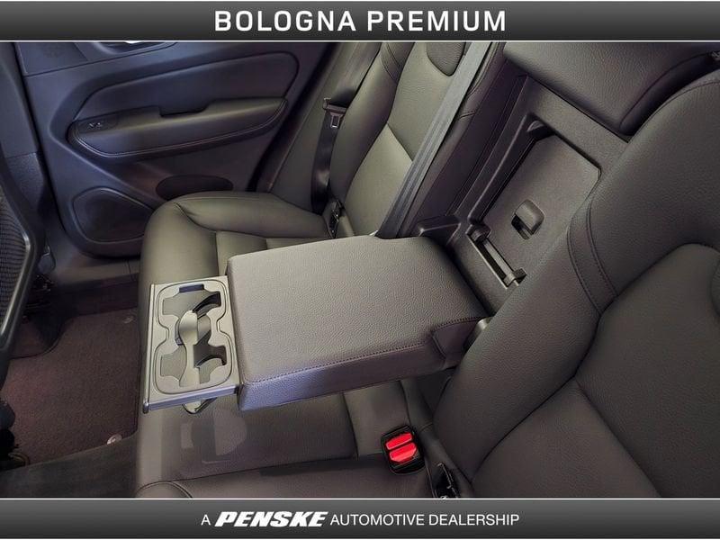 Volvo XC60 B4 (d) automatico Plus Bright