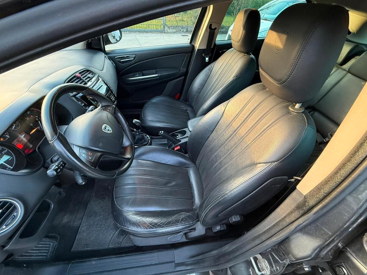 Lancia Delta 1.6 mjt 120cv my14