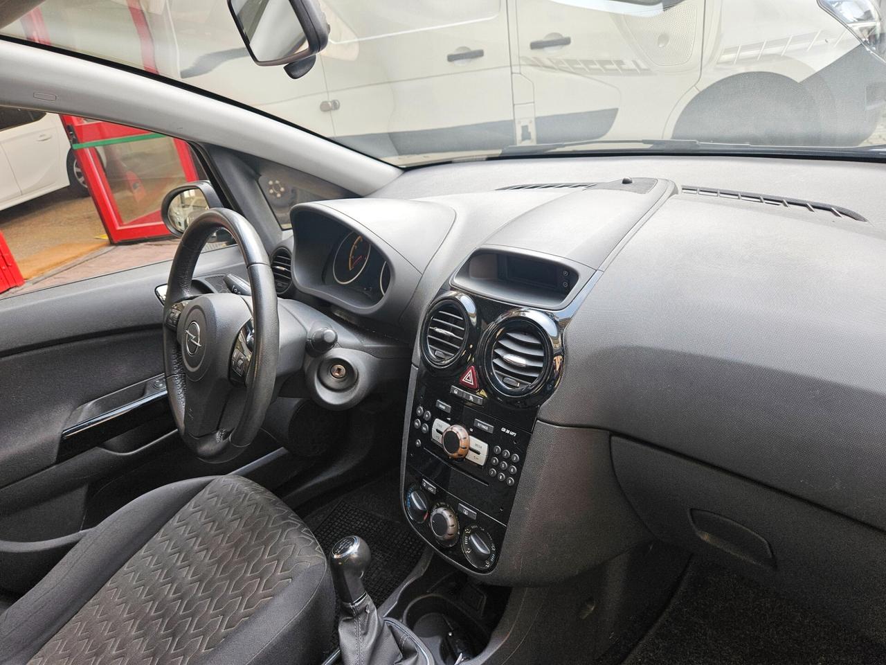 Opel Corsa 1.2 5 porte Edition