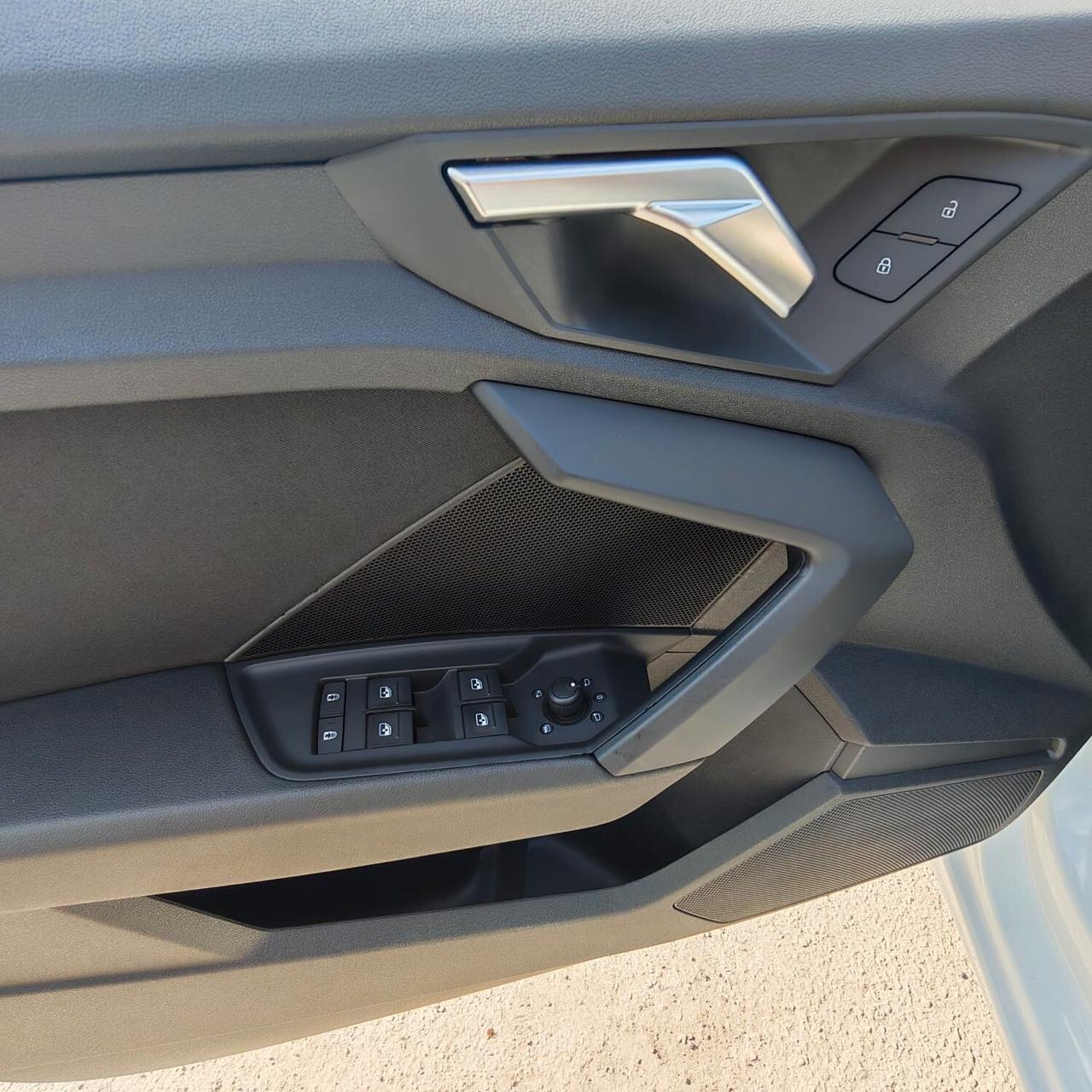 Audi A3 Sedan 40 TDI quattro S tronic Business Advanced