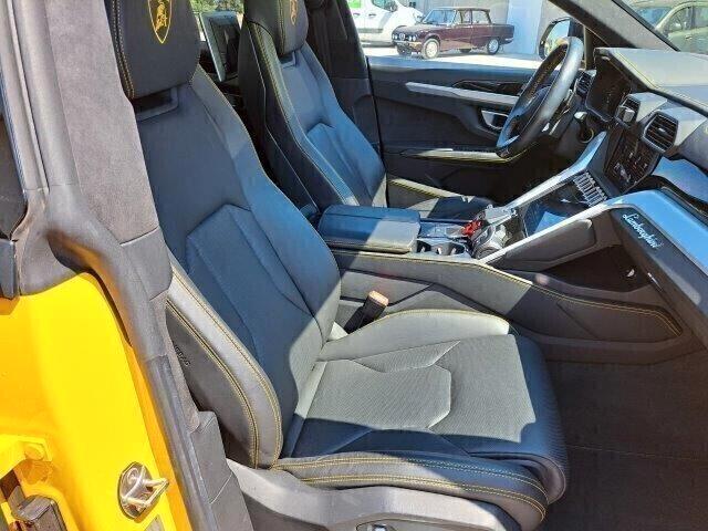 LAMBORGHINI URUS 4.0 V8 BI-TURBO “FULL OPTIONAL”