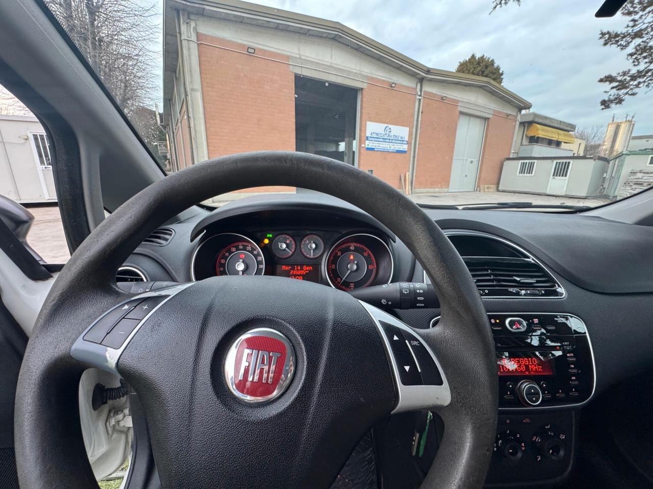 Fiat Punto 1.3 MJT II S&S 95 CV 5 porte Street