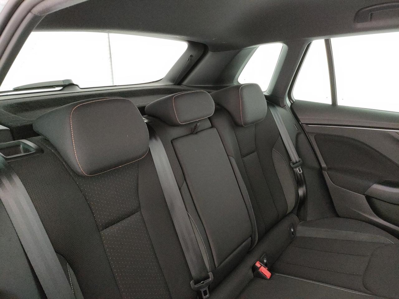 Skoda Kamiq 1.0 tsi scoutline 110cv dsg