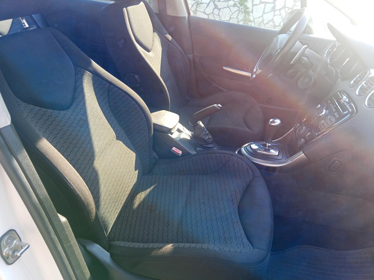 Peugeot 308 1.6 8V e-HDi 112CV Stop&Start robotiz. 5p. Active