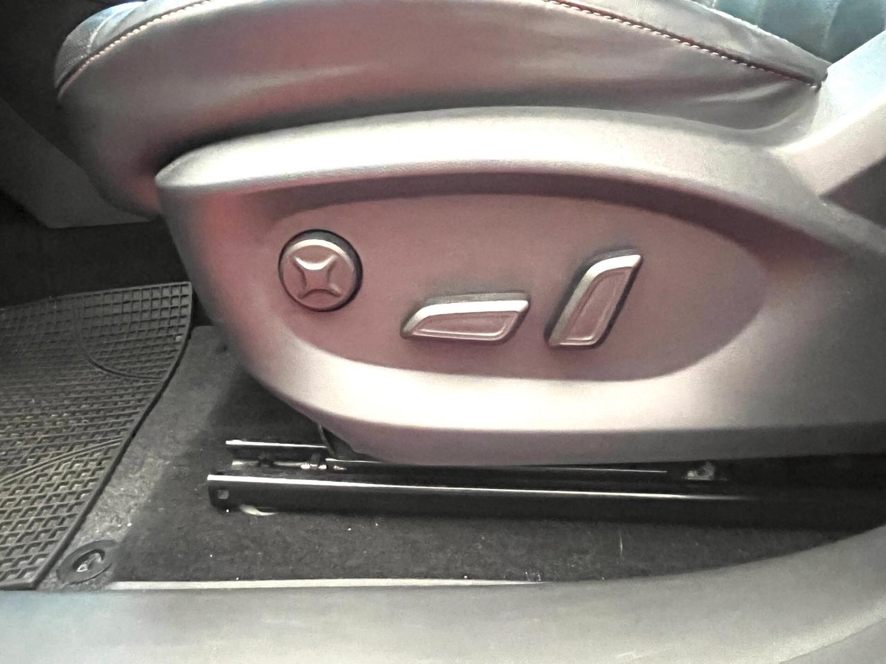 HS PHEV LUXURY IBRIDA ELETTERICA BENZINA