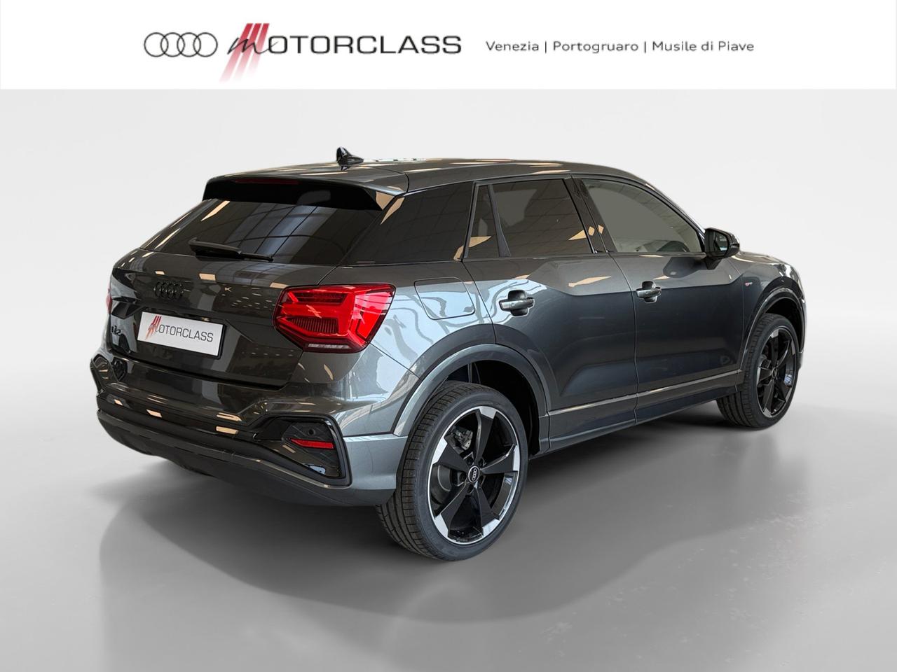 Audi Q2 35 2.0 tdi identity black s tronic