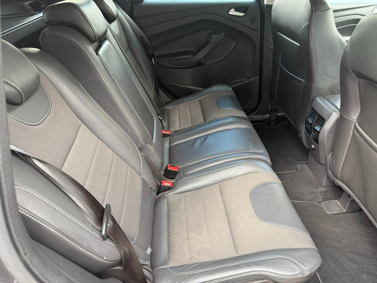 Ford Kuga 2.0 TDCI 150 CV S&S 4WD Titanium