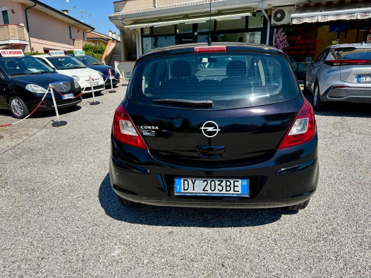 Opel Corsa 1.2 5 porte Ok Neopatentati