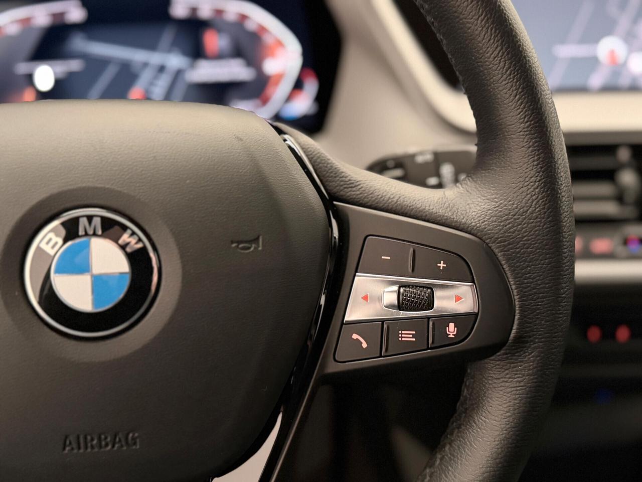 Bmw 116i 5p. Msport Exterior