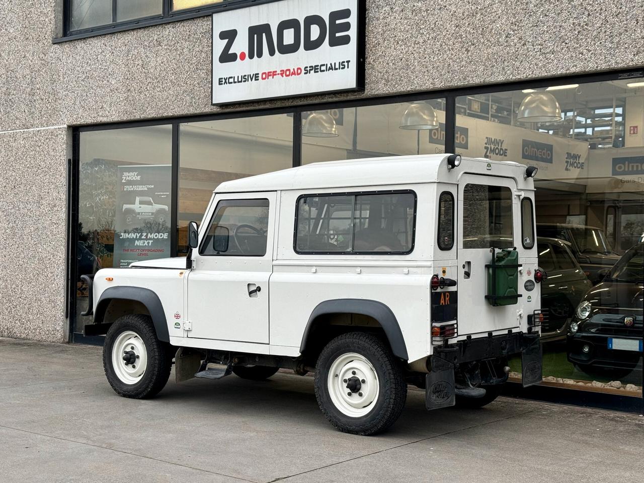 Land Rover Defender 90 Hard-top