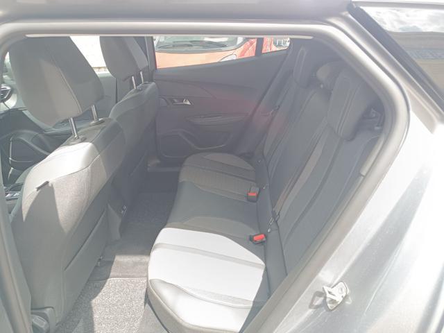 PEUGEOT 2008 BlueHDi 130 S&S EAT8 Allure