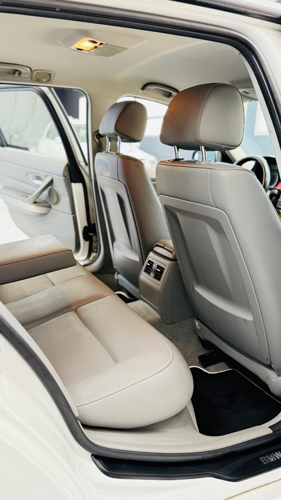 Bmw 320 320d cat Touring Attiva