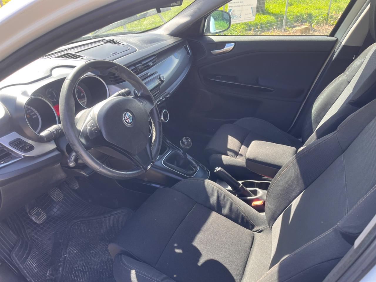 Alfa Romeo Giulietta 1.6 JTDm-2 105 CV Progression