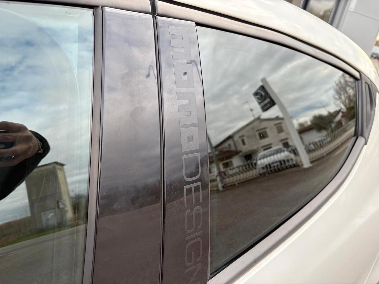 Lancia Ypsilon MOMODESIGN 1.3 MJT 16V 95 CV 5 p. UNICO PR.